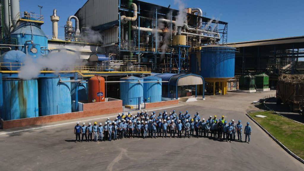 Fachada da Refinaria da Usina Caeté-Unidade Marituba durante encerramento da safra 2025-2026